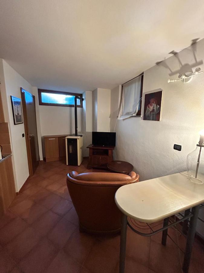 Hotel Mountain Cave Aosta Exterior foto
